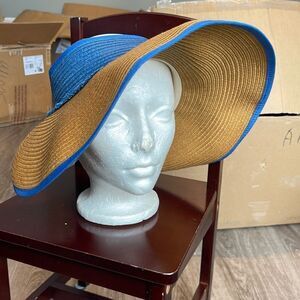 Echo Beach Hat . NEW